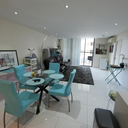 Parramatta Shared Apartment Sydney Bagian luar foto
