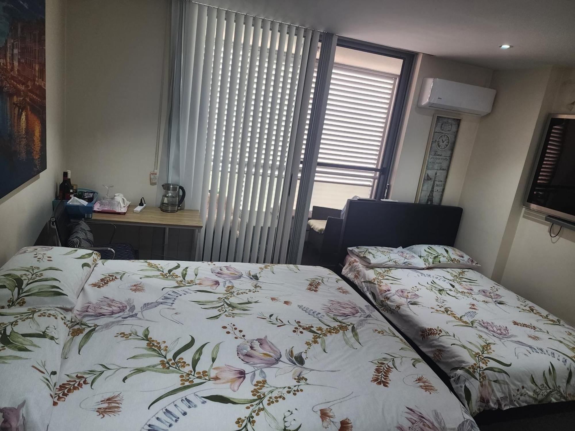 Parramatta Shared Apartment Sydney Bagian luar foto